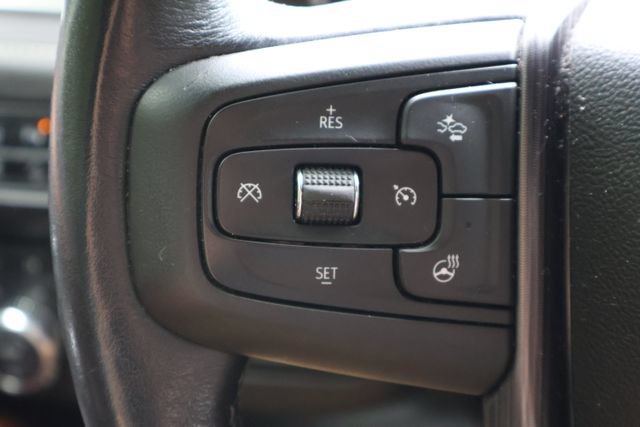 Used 2023 GMC Yukon Denali Ultimate AWD/4WD image 8