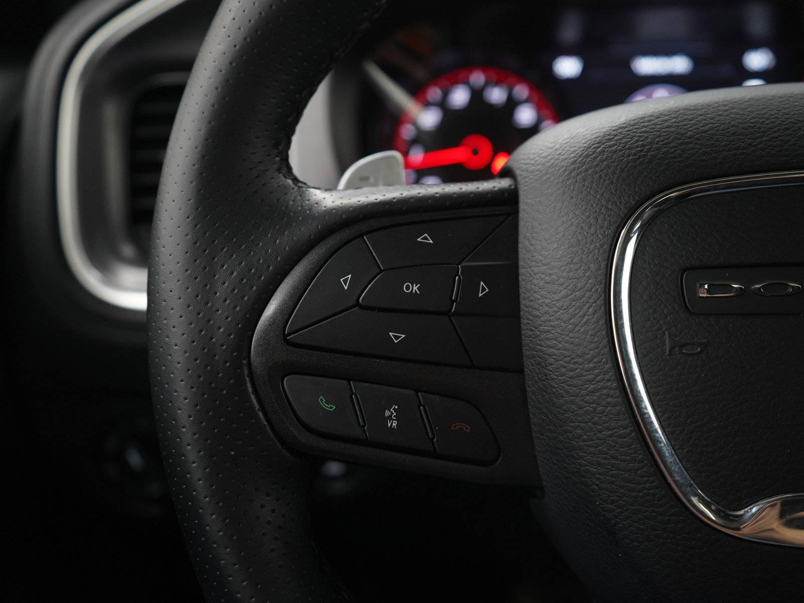 Used 2020 Dodge Charger SXT w/ Plus Group image 23