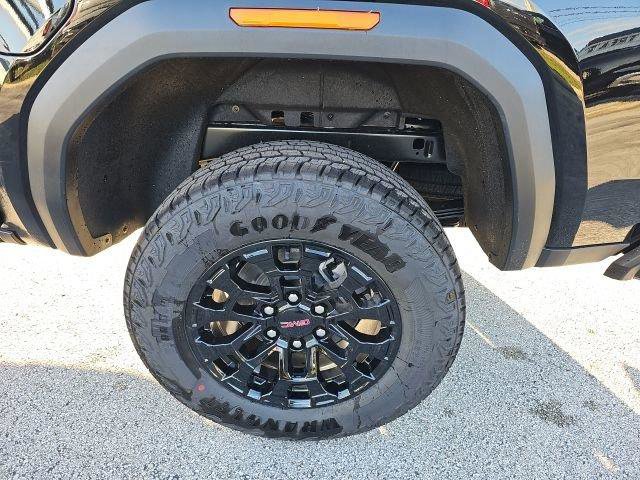 New 2026 GMC Canyon Elevation w/ Convenience Package RWD image 14