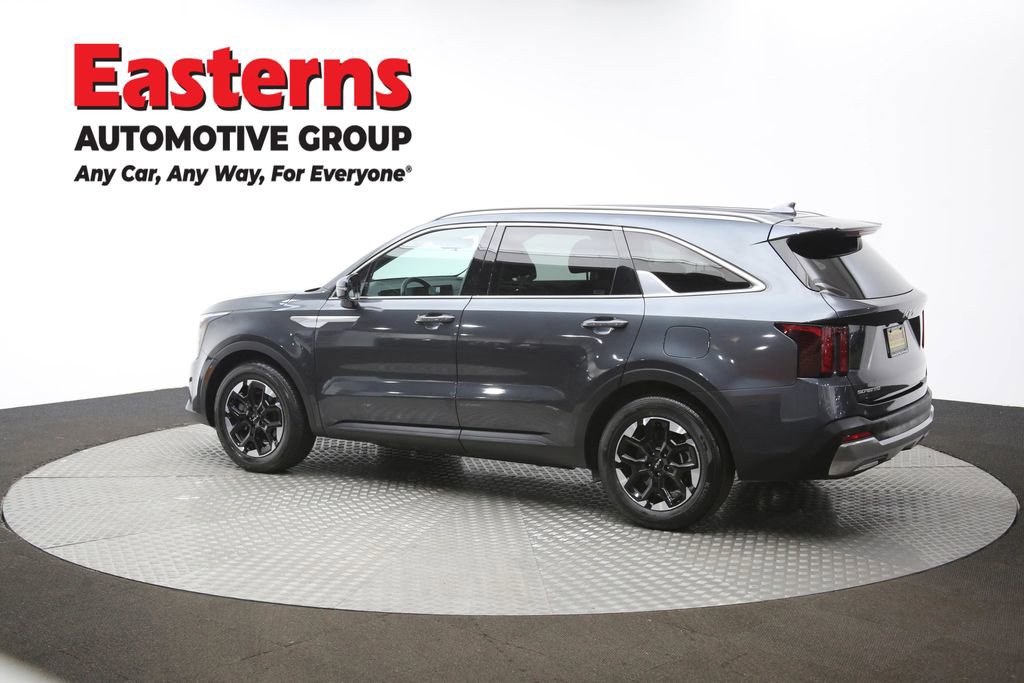 Used 2024 Kia Sorento S image 64