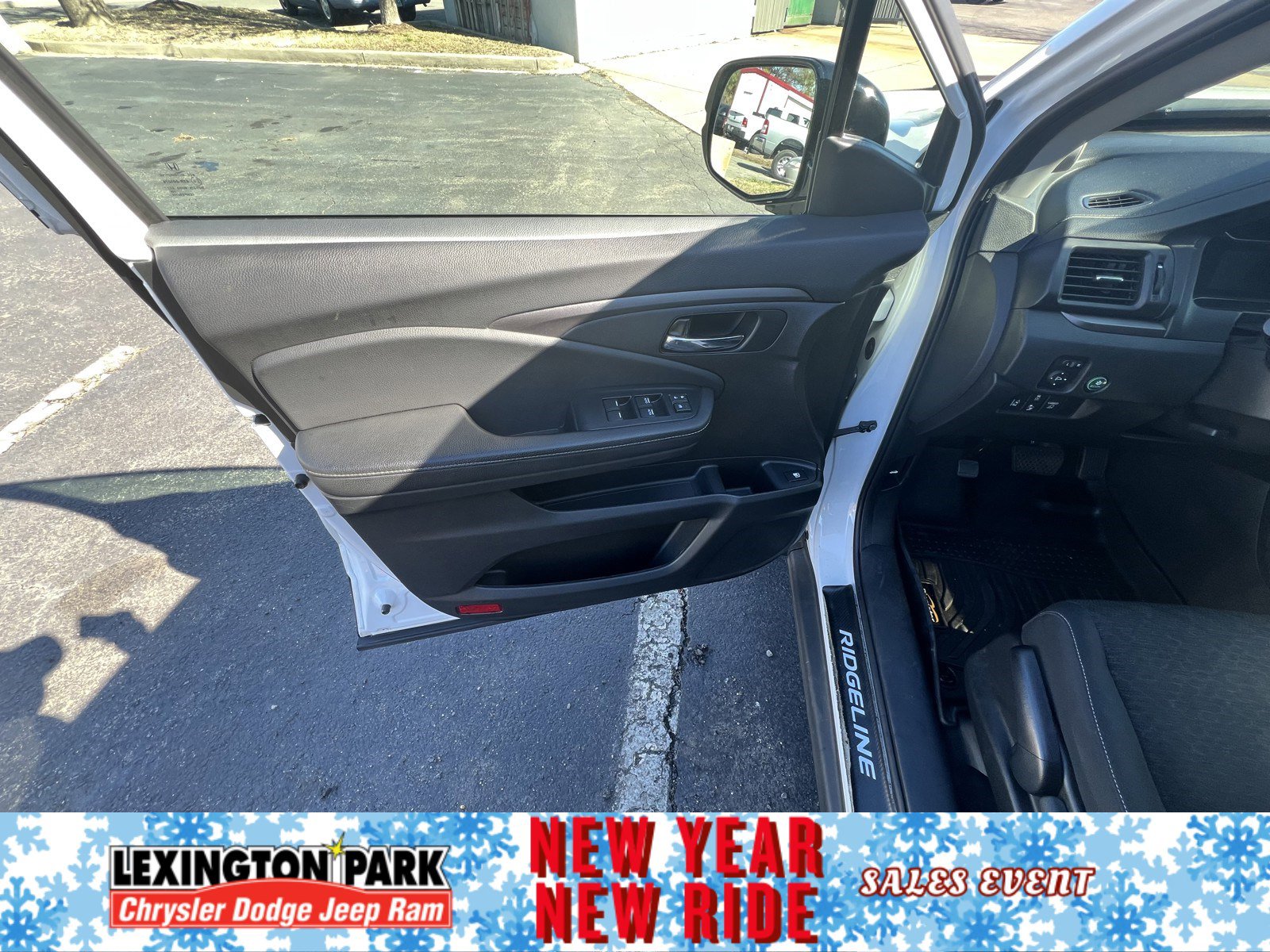 Used 2023 Honda Ridgeline Sport image 16