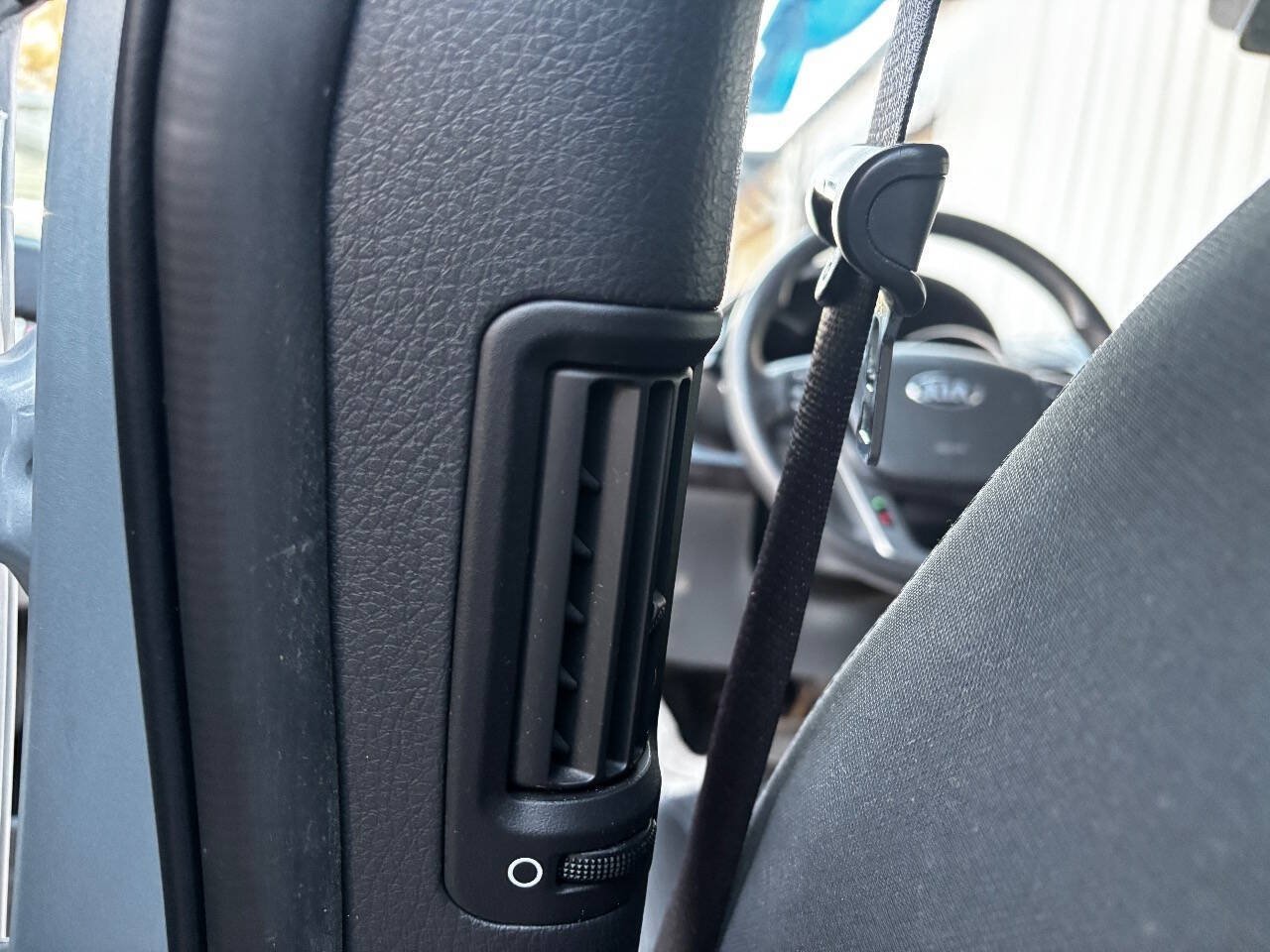 Used 2015 Kia Sorento LX FWD image 20