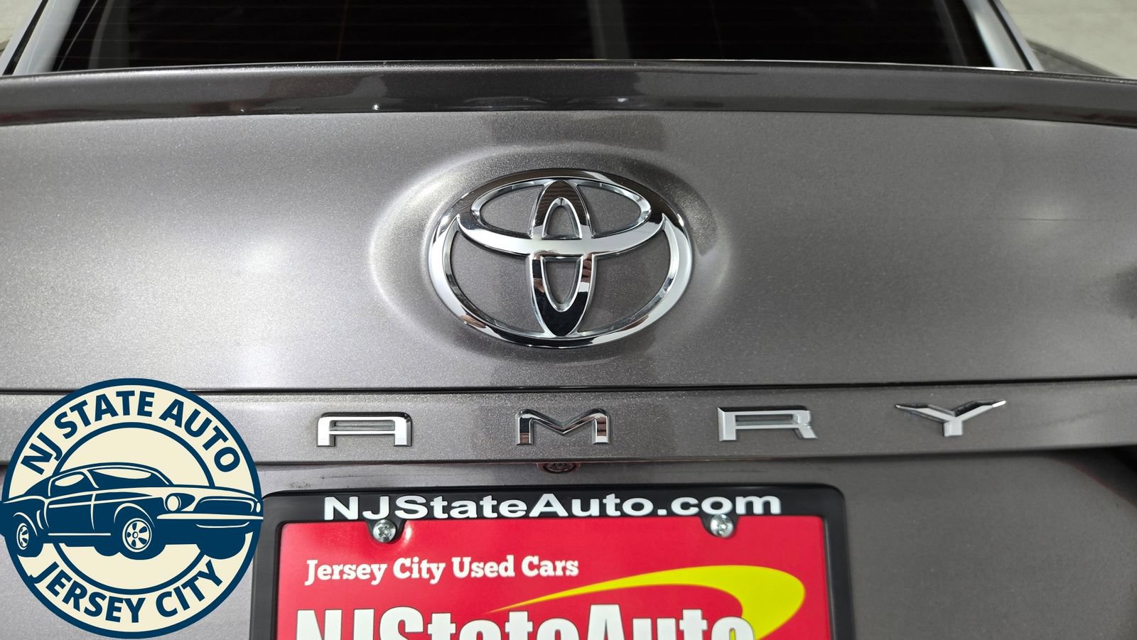Used 2021 Toyota Camry SE FWD image 28