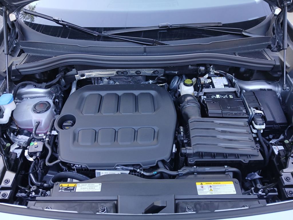 New 2026 Volkswagen Tiguan SE image 21