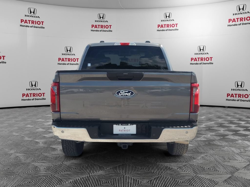 Used 2025 Ford F150 XLT w/ Equipment Group 301A Standard AWD/4WD image 4