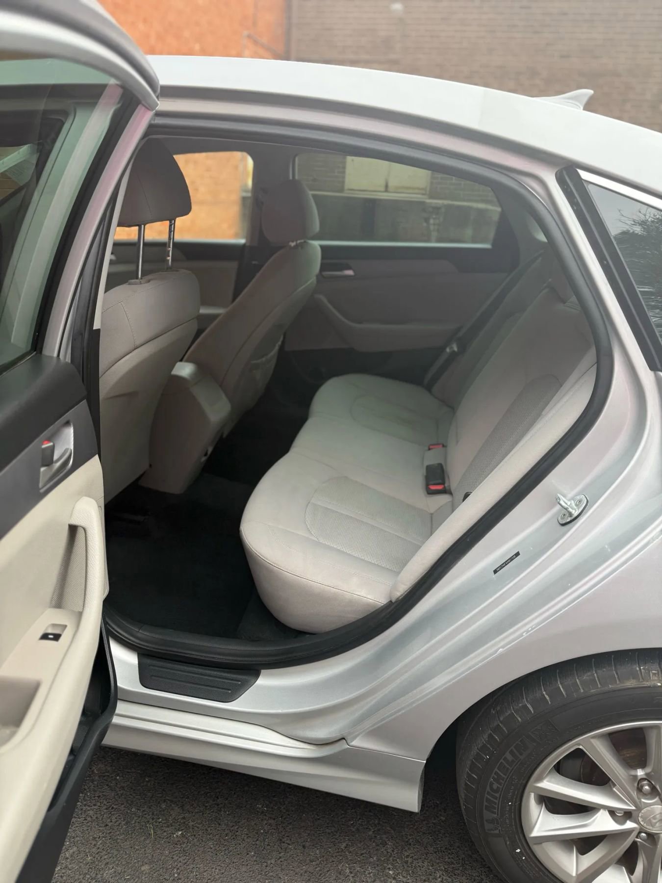 Used 2018 Hyundai Sonata SE image 12