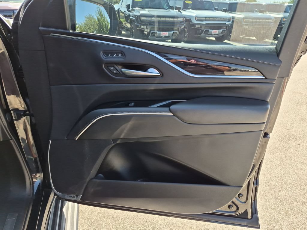 Used 2021 Cadillac Escalade Sport w/ Driver Assist Tech Package RWD image 39