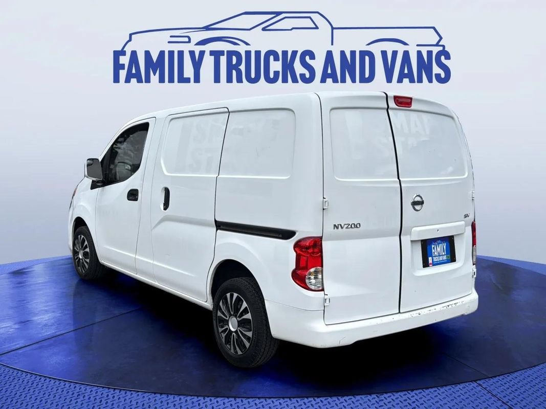 Used 2018 Nissan NV200 SV w/ Navigation Package FWD image 3