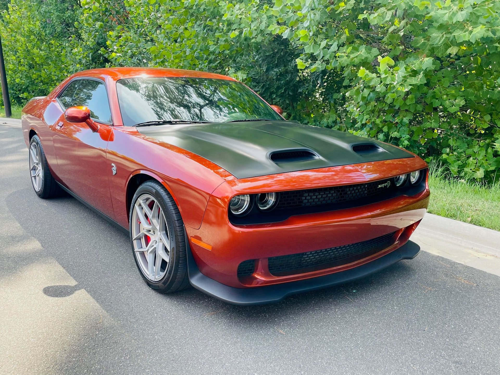 Used 2022 Dodge Challenger SRT Hellcat w/ Plus Package RWD image 1