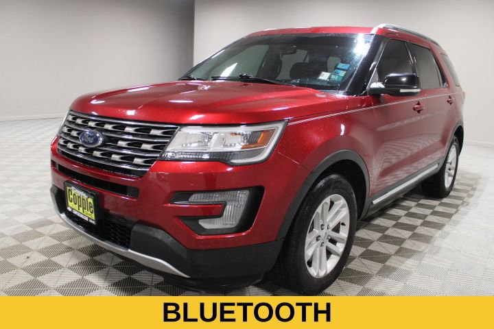 Used 2017 Ford Explorer XLT w/ Equipment Group 202A image 4