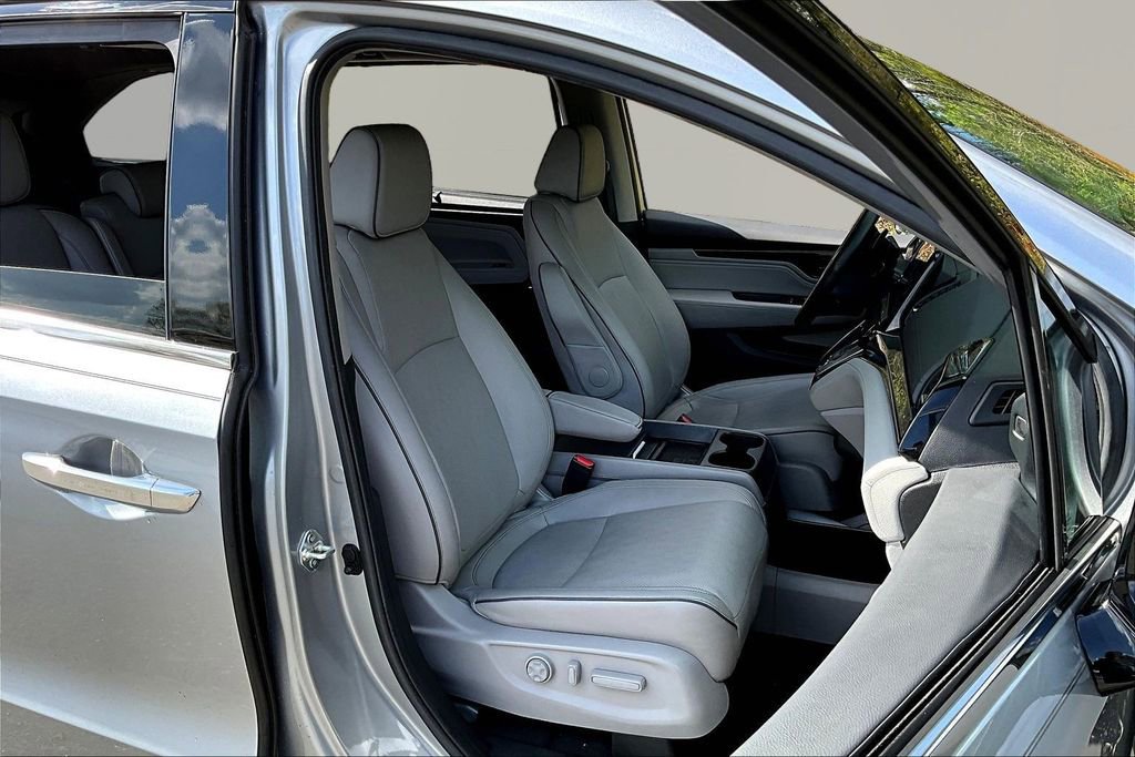 Certified 2024 Honda Odyssey Elite image 21