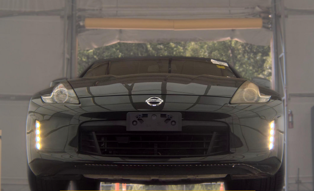 Used 2019 Nissan 370Z Touring RWD image 3