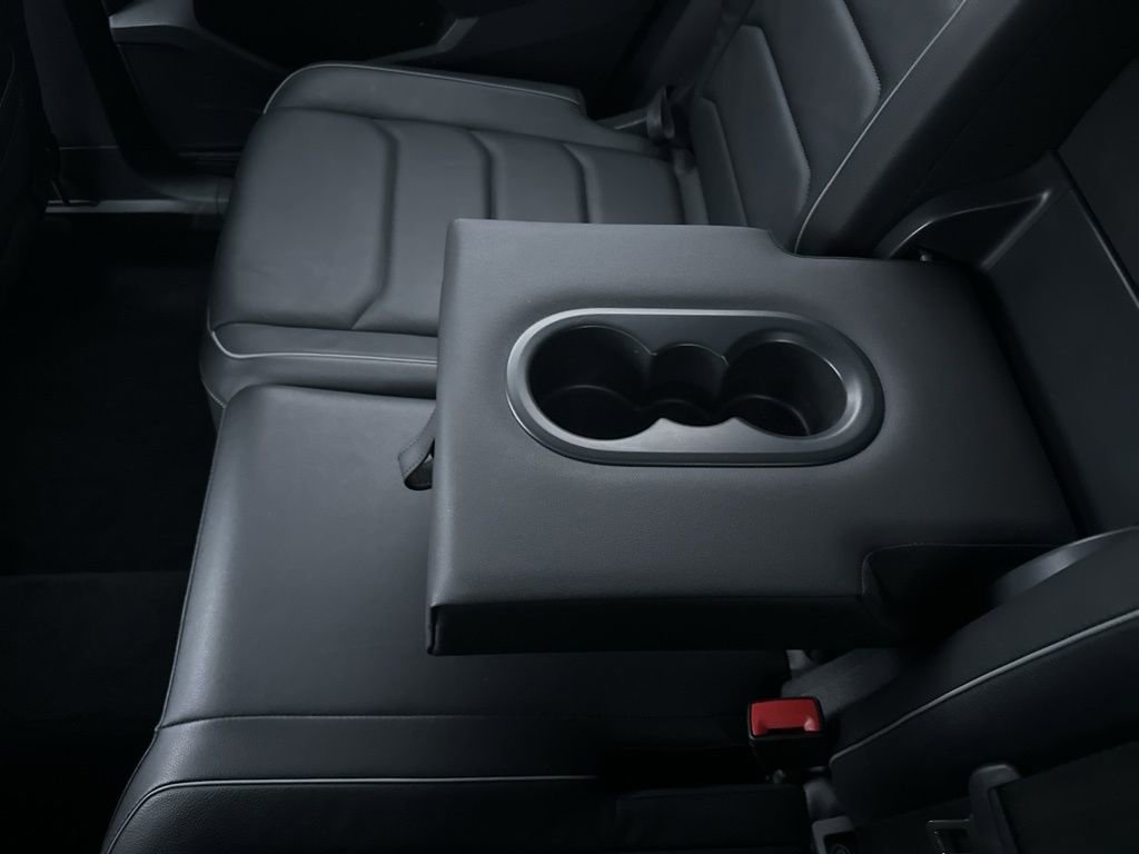 Used 2021 Volkswagen Tiguan SEL Premium R-Line w/ 3rd Row Seat Package image 32