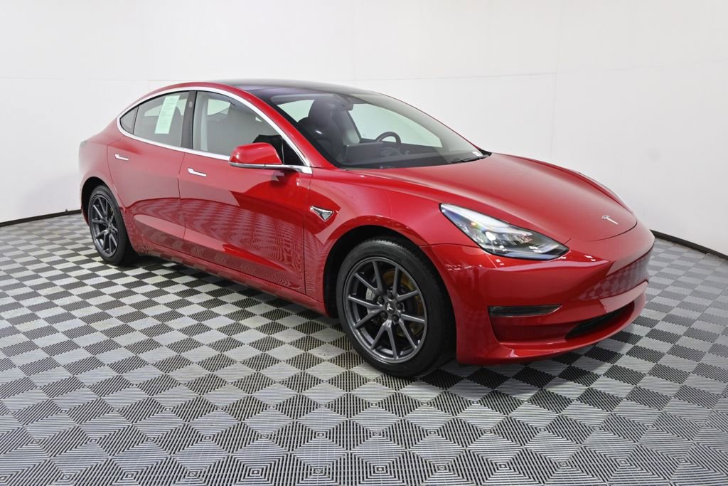 Used 2019 Tesla Model 3 Standard Range Plus image 8