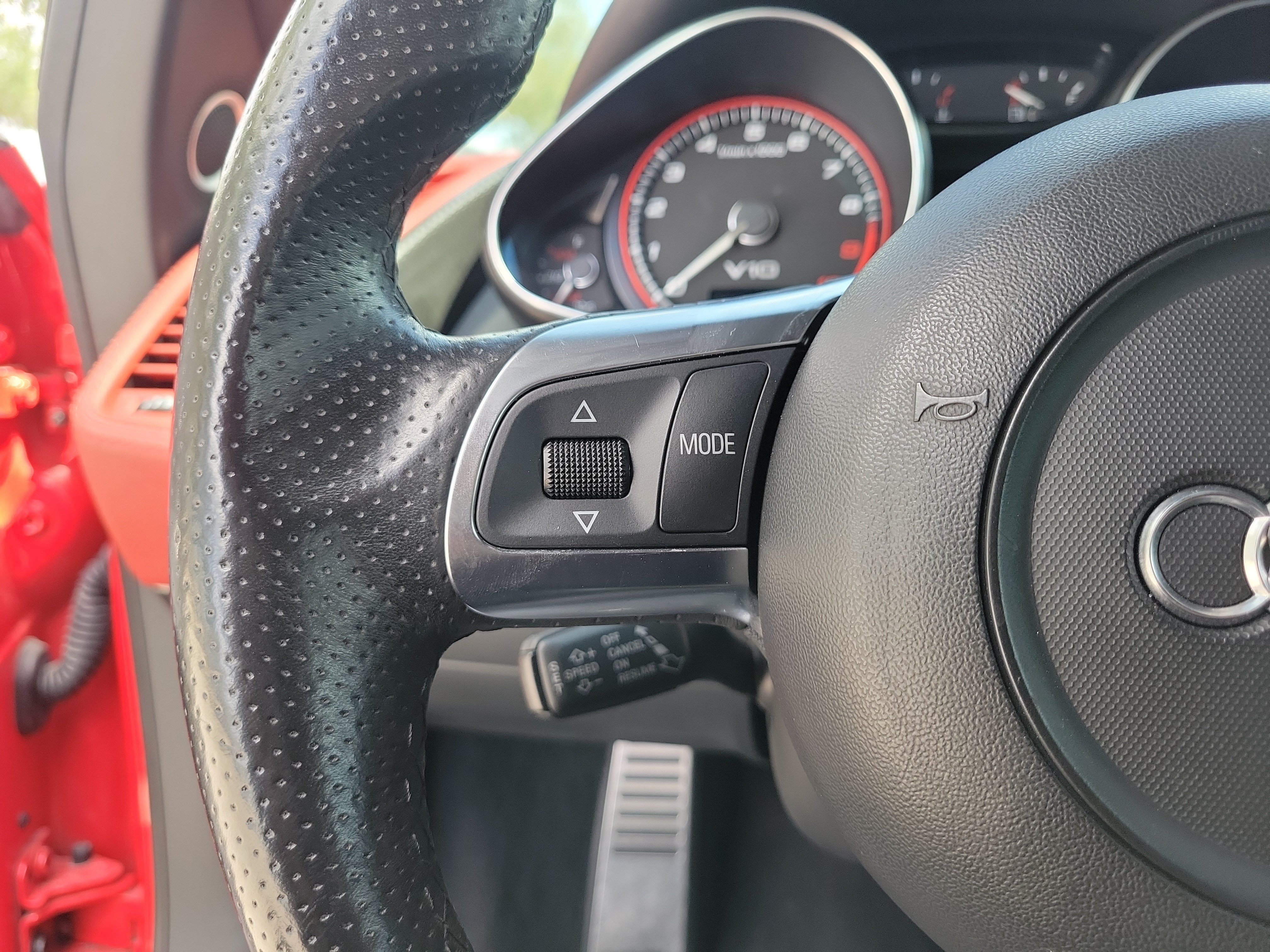 Used 2011 Audi R8 V10 AWD/4WD image 18