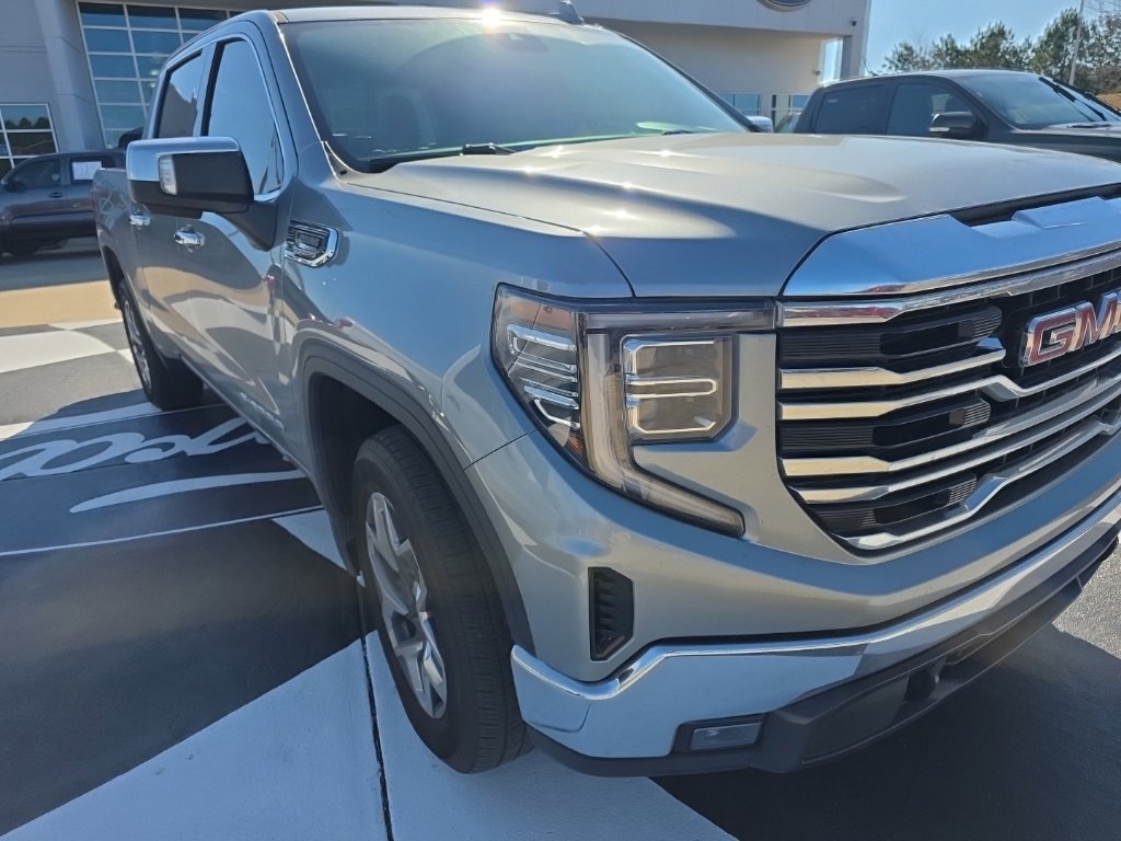 Used 2023 GMC Sierra 1500 SLT w/ SLT Convenience Package image 2