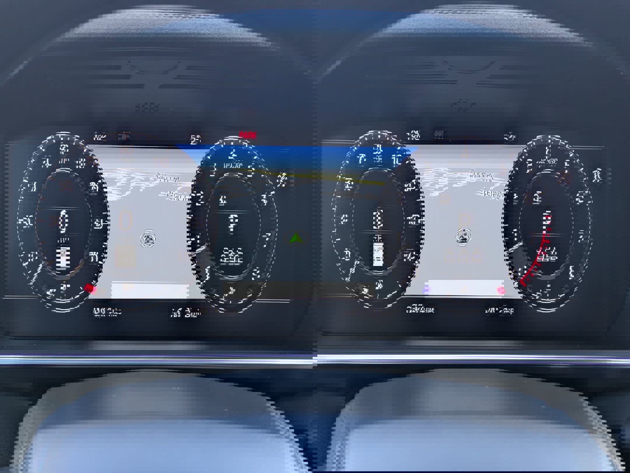 Used 2019 Land Rover Range Rover Supercharged image 10