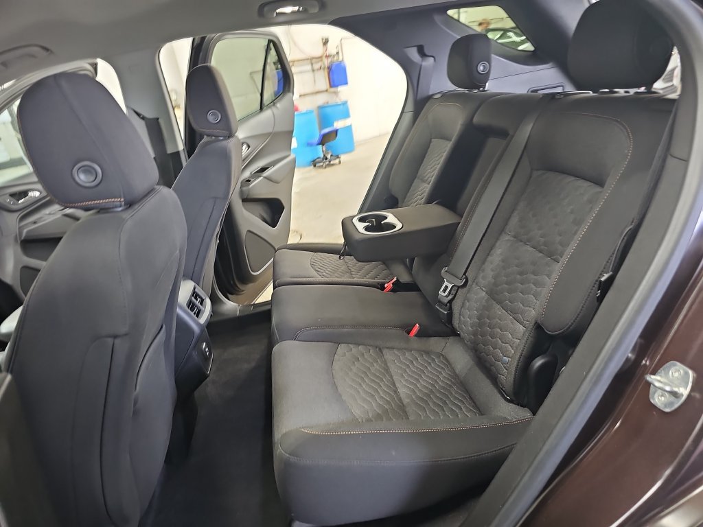 Used 2020 Chevrolet Equinox LT AWD/4WD image 14