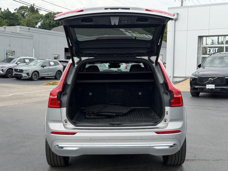Certified 2023 Volvo XC60 B5 Ultimate w/ Climate Package AWD/4WD image 5