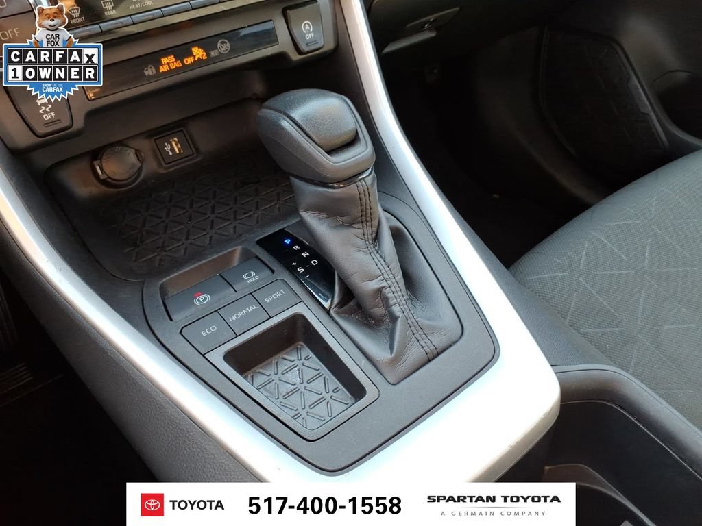 Used 2024 Toyota RAV4 XLE FWD image 23