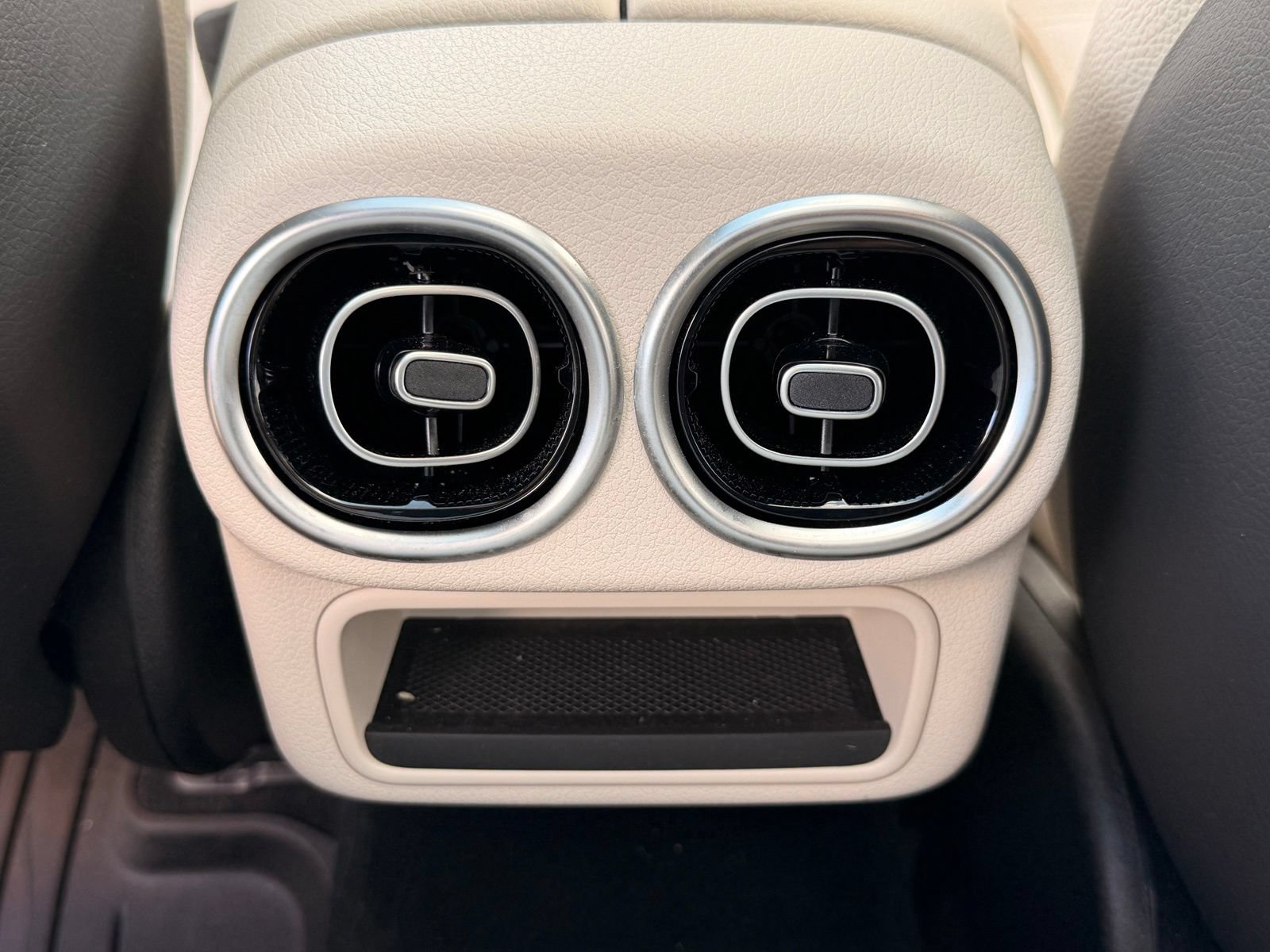 Certified 2025 Mercedes-Benz GLC 300 image 16