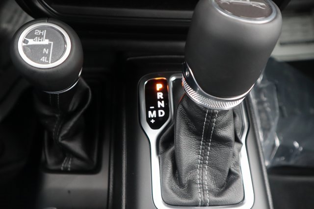 New 2025 Jeep Gladiator Sport image 14