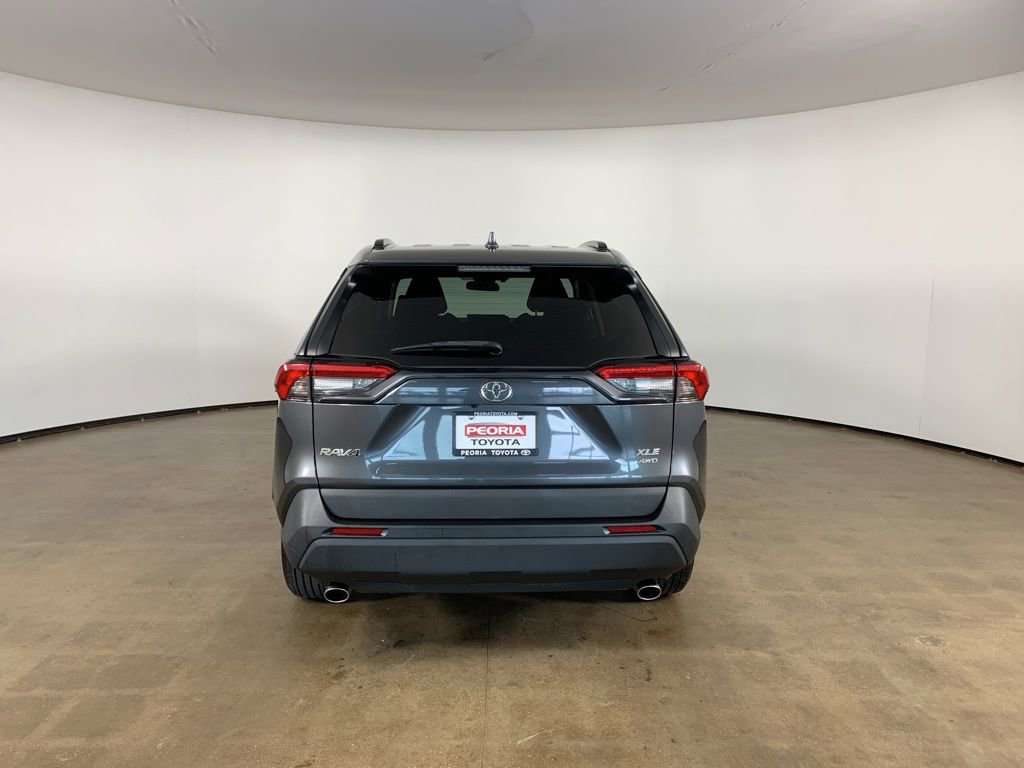 Used 2021 Toyota RAV4 XLE w/ XLE Grade Weather Package image 10