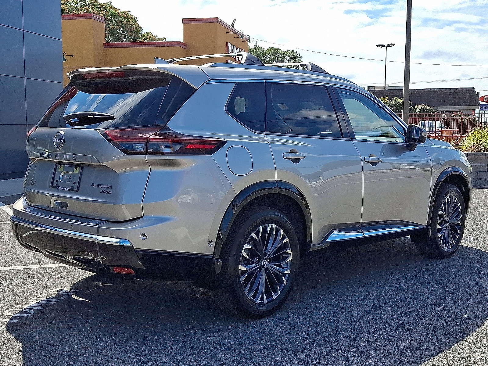 New 2026 Nissan Rogue Platinum w/ Platinum Premium Package image 4
