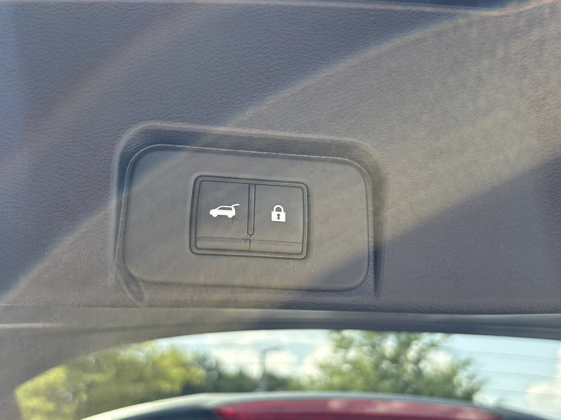 Used 2026 Nissan Rogue Dark Armor FWD image 23
