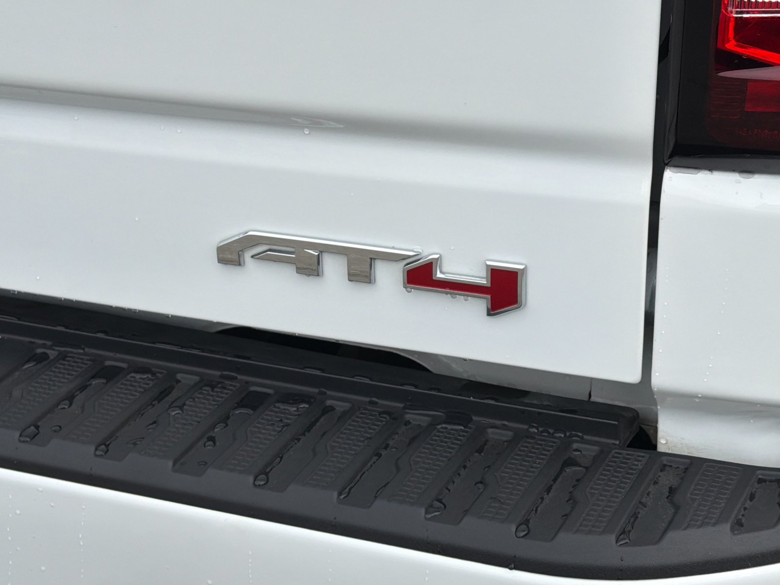 Certified 2025 GMC Sierra 1500 AT4 AWD/4WD image 37