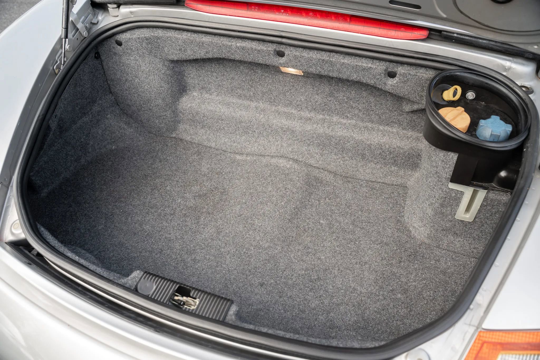 Used 1997 Porsche Boxster Cabriolet 2D image 12