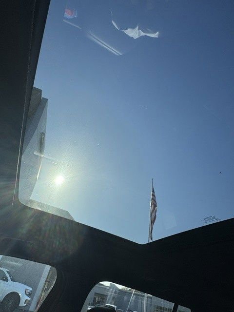 Used 2024 Jeep Grand Cherokee Limited image 10