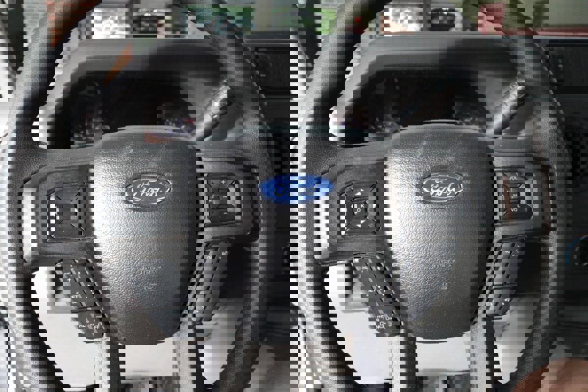 Used 2023 Ford E-350 and Econoline 350 Super Duty w/ Driver's Safety Package image 10