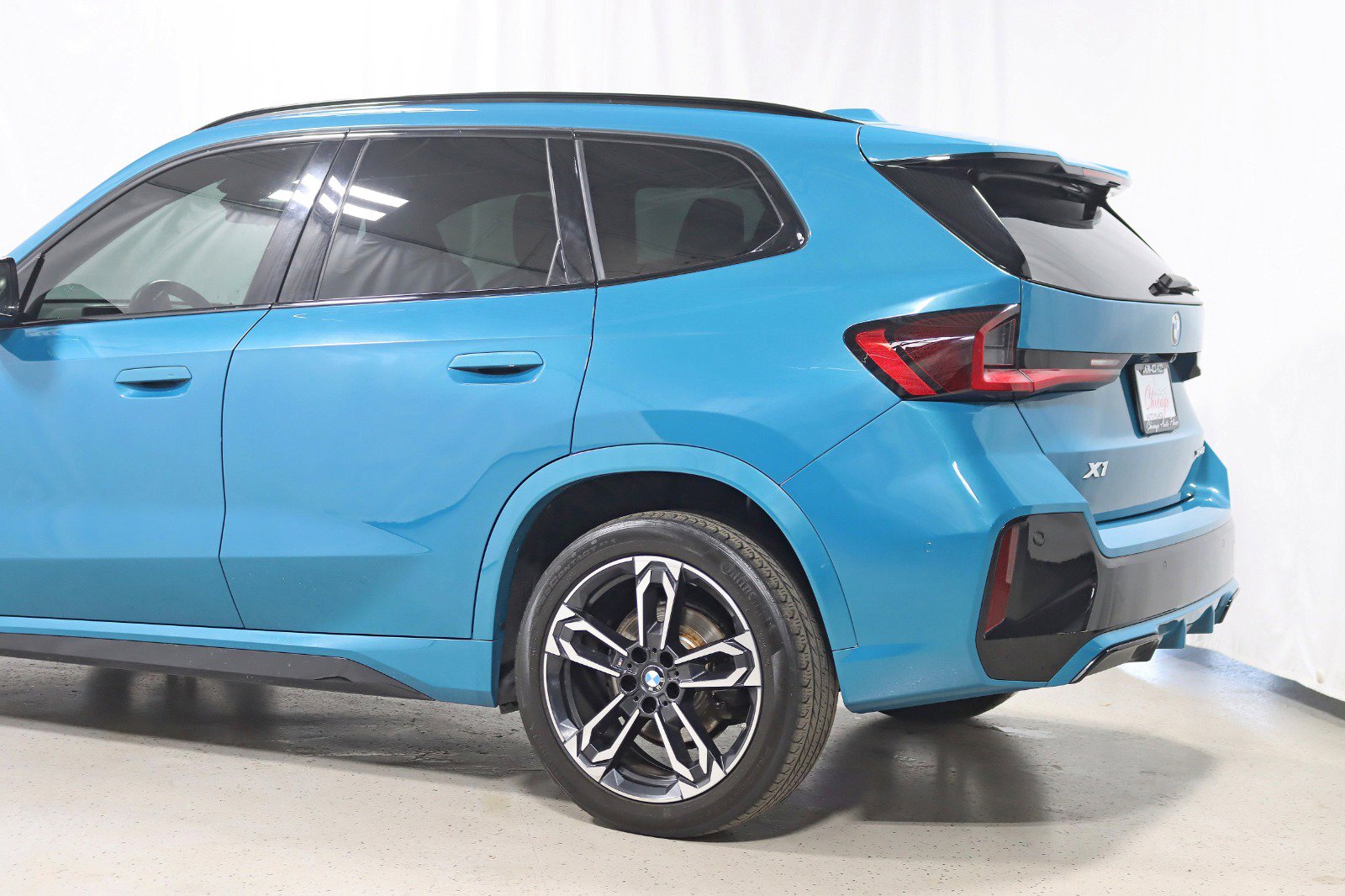 Used 2023 BMW X1 xDrive28i w/ M Sport Package image 10