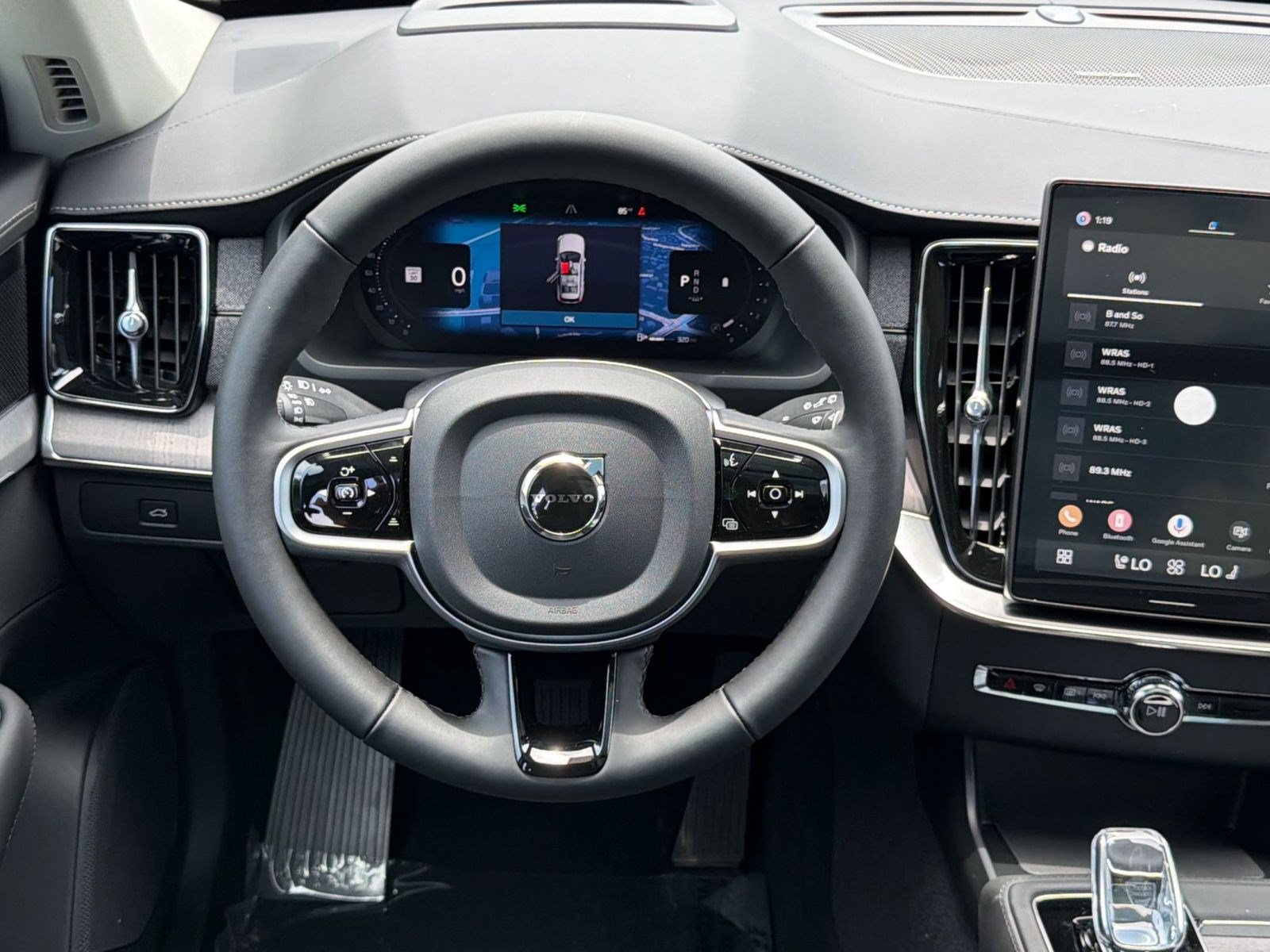 New 2026 Volvo XC90 B6 Ultra w/ Protection Package AWD/4WD image 11