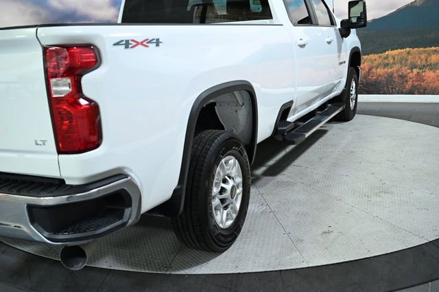 Used 2025 Chevrolet Silverado 2500 LT w/ Convenience Package image 9