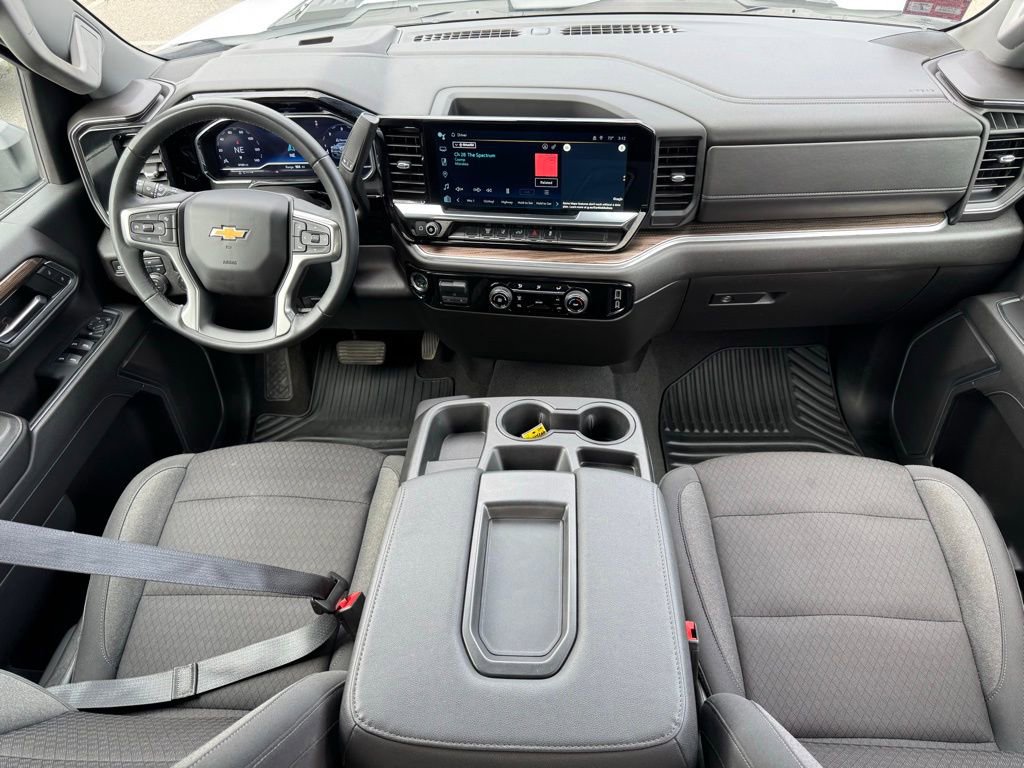 Used 2024 Chevrolet Silverado 2500 LT image 22