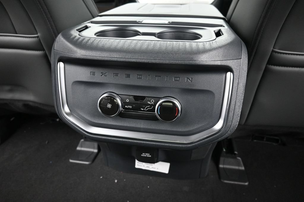 New 2027 Ford Expedition Active RWD image 29