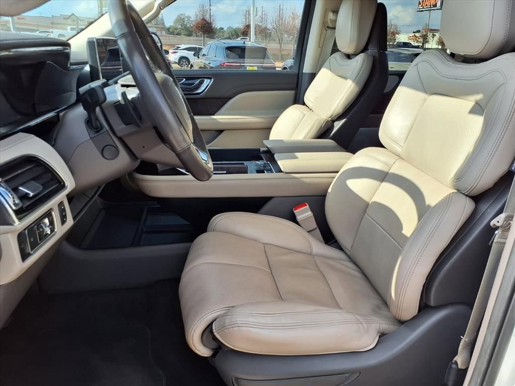 Used 2022 Lincoln Navigator L Reserve AWD/4WD image 22