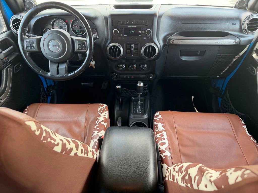 Used 2012 Jeep Wrangler Unlimited Sport AWD/4WD image 12