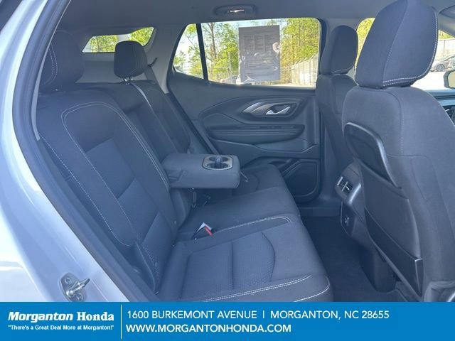 Used 2024 GMC Terrain SLE image 30