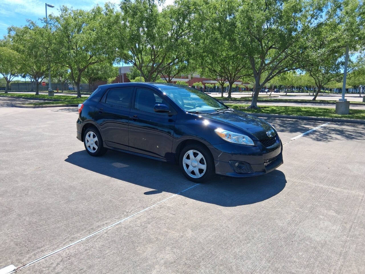 Used 2009 Toyota Matrix S FWD image 8