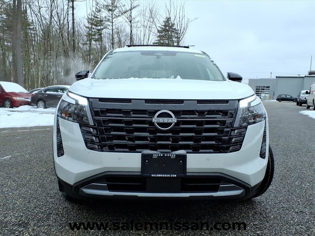 New 2026 Nissan Pathfinder Platinum w/ Cargo Package image 2