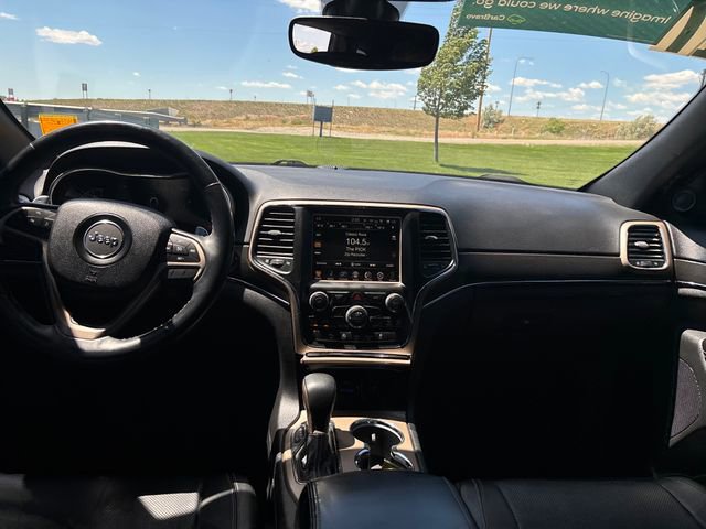 Used 2017 Jeep Grand Cherokee Limited w/ Luxury Group II AWD/4WD image 12