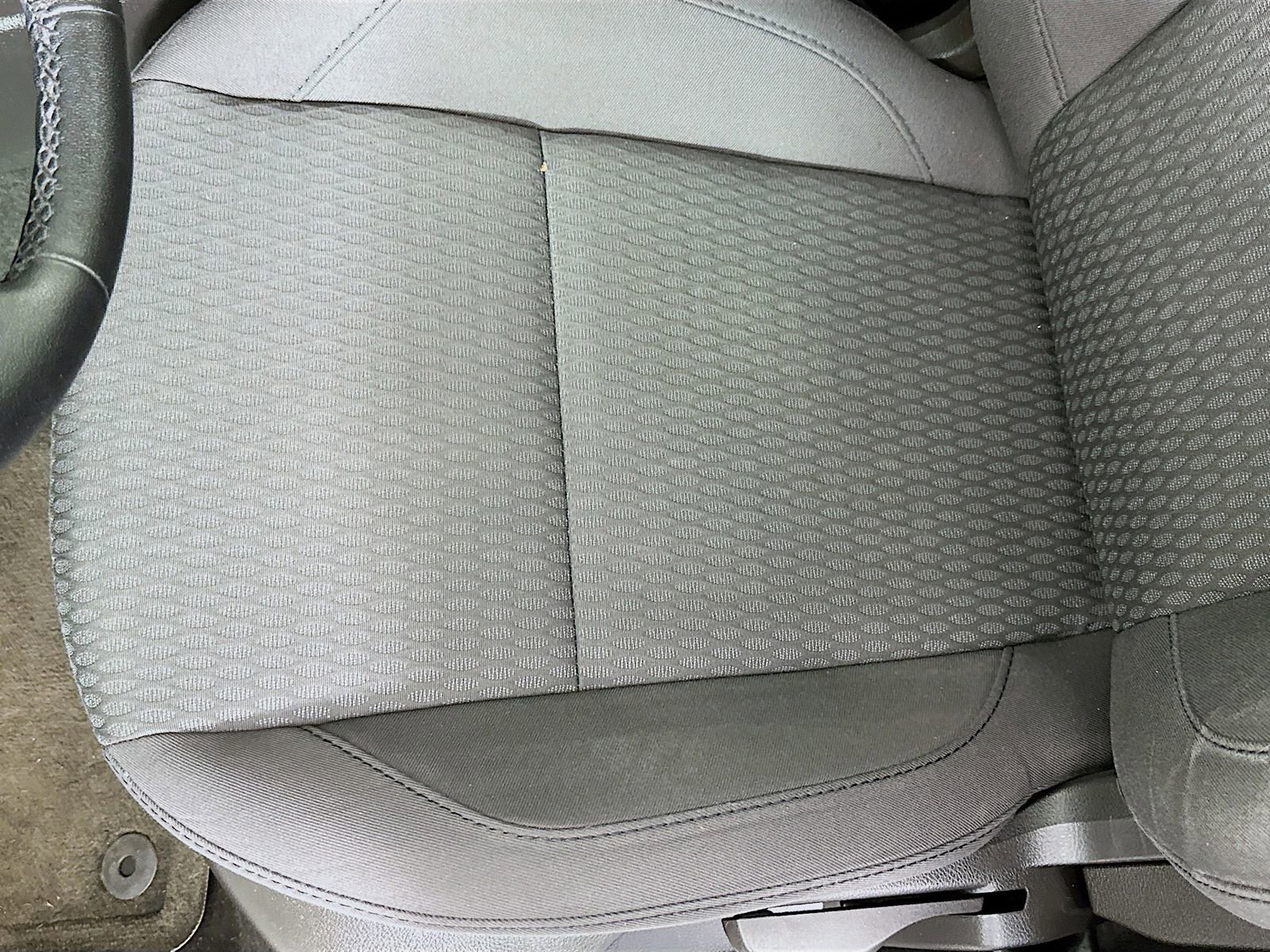 Used 2012 Ford Focus SEL FWD image 18