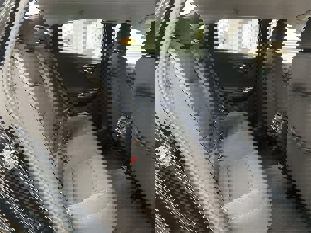 Used 2023 Chevrolet Malibu LT image 17