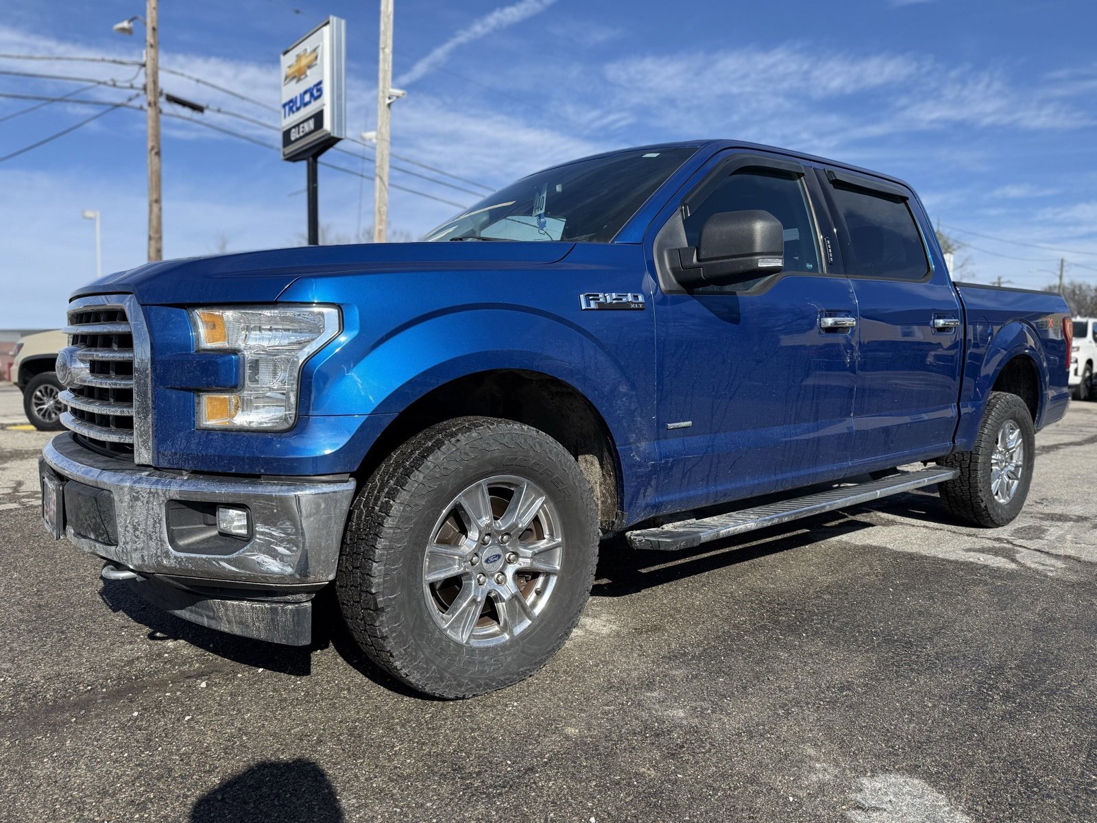 Used 2017 Ford F150 XLT w/ Equipment Group 302A Luxury image 2