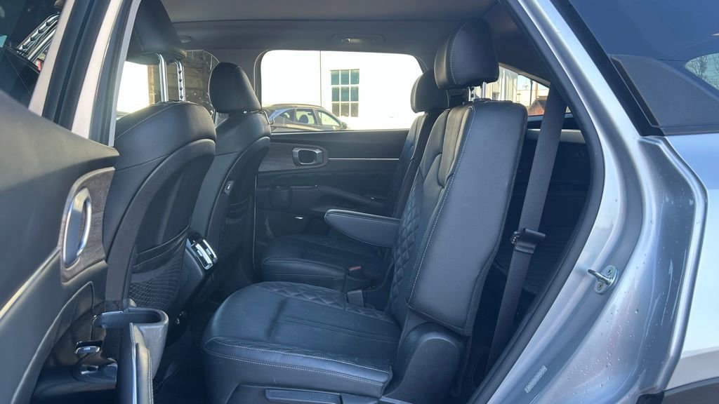 Used 2021 Kia Sorento SX Prestige image 23