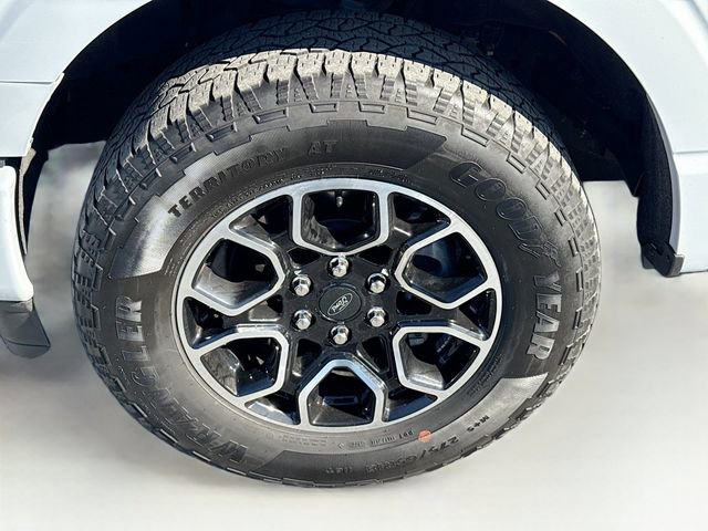 Certified 2022 Ford F150 XLT w/ Equipment Group 302A High image 31