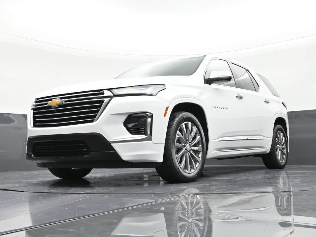Used 2022 Chevrolet Traverse Premier FWD image 20